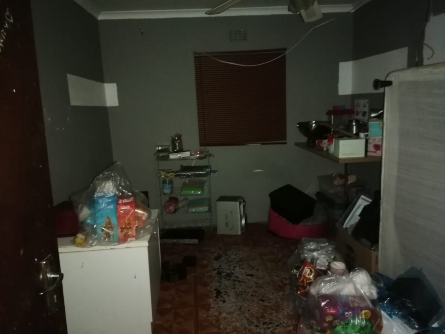  Bedroom Property for Sale in Eastridge Western Cape